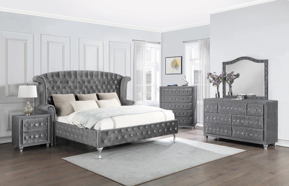 Deanna Bedroom Traditional Metallic Queen Bed