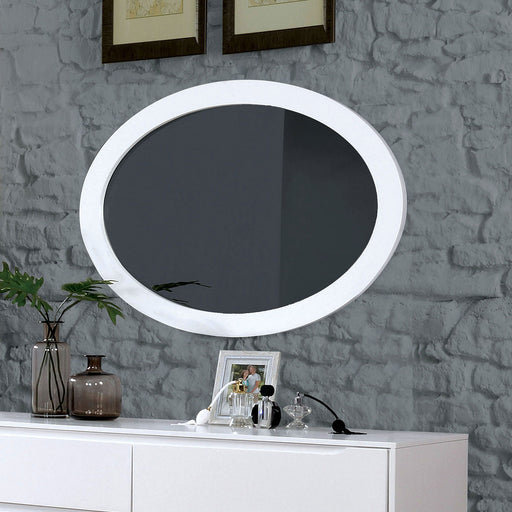 LENNART II White Oval Mirror image